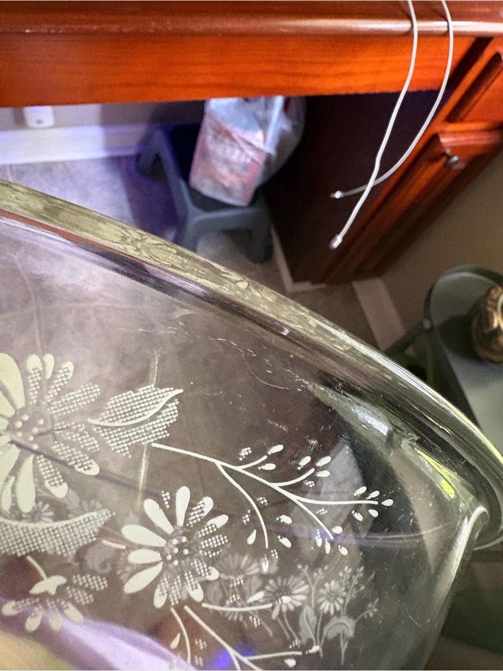 Vintage Pyrex Colonial Mist 326 Mixing Bowl - Picture 6 of 7